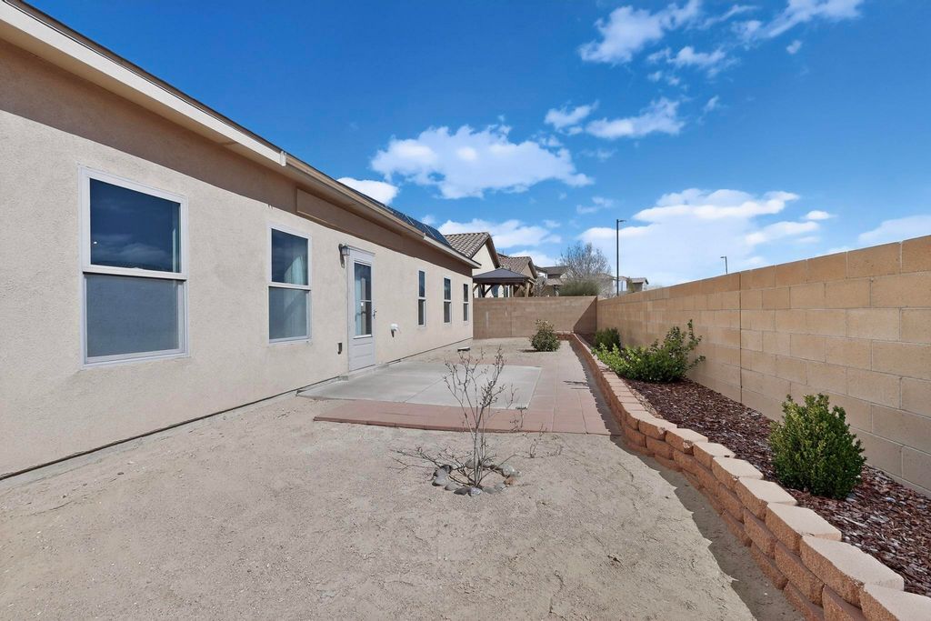 Image 52 of property listing at 2824 Walsh Loop SE, Rio Rancho, NM 87124