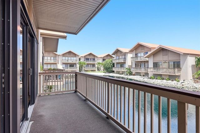 1187 LAKE HOUSE CIRCLE C127, Sarasota, FL 34242