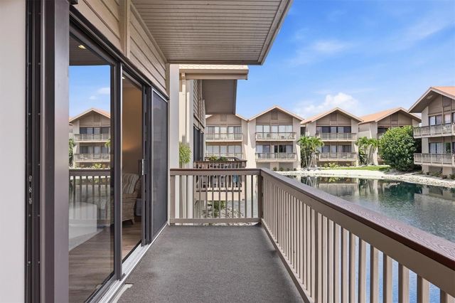 1187 LAKE HOUSE CIRCLE C127, Sarasota, FL 34242