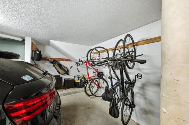 1187 LAKE HOUSE CIRCLE C127, Sarasota, FL 34242