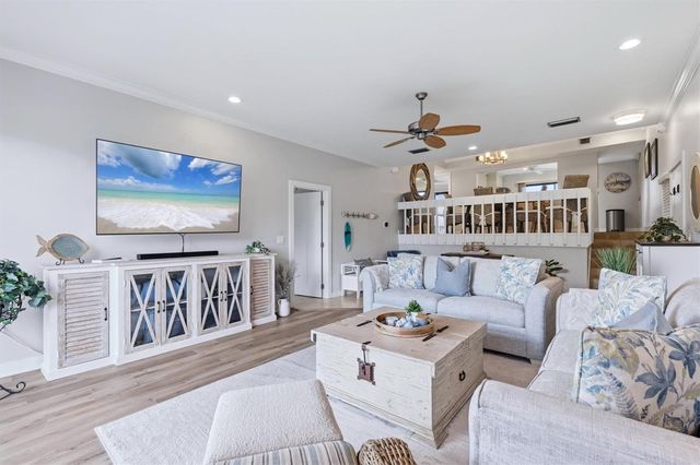 1187 LAKE HOUSE CIRCLE C127, Sarasota, FL 34242