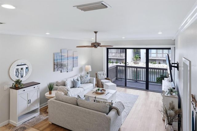 1187 LAKE HOUSE CIRCLE C127, Sarasota, FL 34242