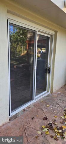 4700 KORVETT DR, Woodbridge, VA 22193