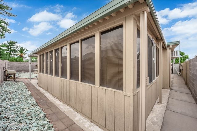 4783 Vista Flora Way, Las Vegas, NV 89121