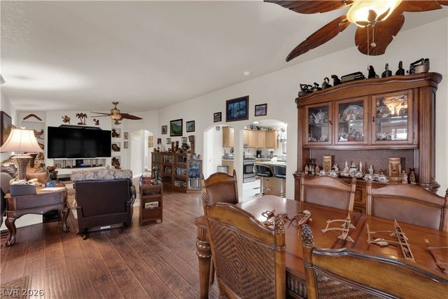 4783 Vista Flora Way, Las Vegas, NV 89121