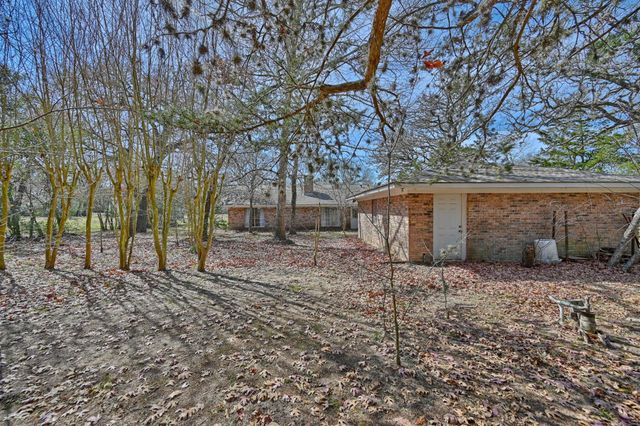 176 Fm 2679, Brenham, TX 77833