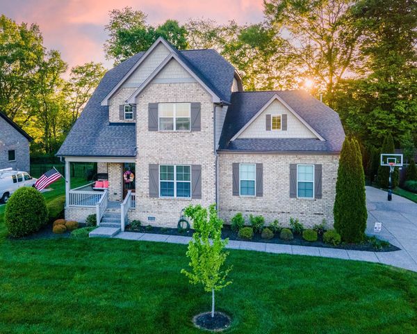 3041 Everleigh Pl, Spring Hill, TN 37174