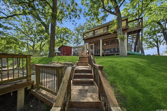 1276 River Trl, Seguin, TX 78155