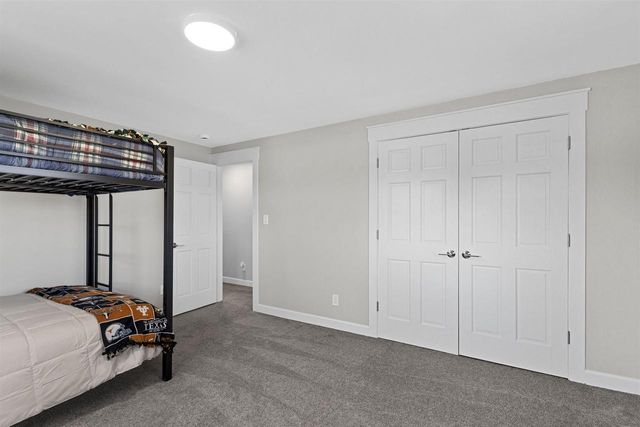 2461 VANDENBERGH PLACE, Green Bay, WI 54311