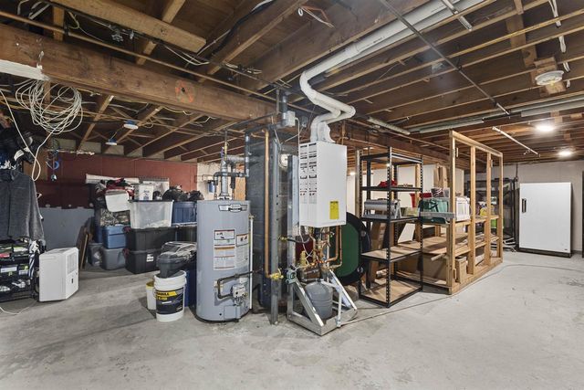 2461 VANDENBERGH PLACE, Green Bay, WI 54311