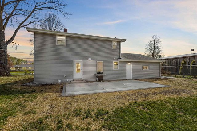 2461 VANDENBERGH PLACE, Green Bay, WI 54311