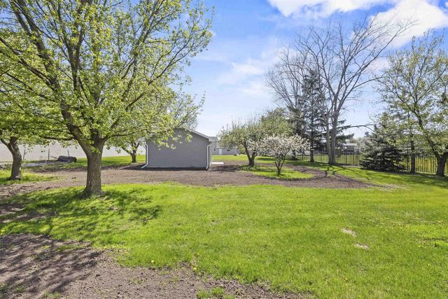 2461 VANDENBERGH PLACE, Green Bay, WI 54311