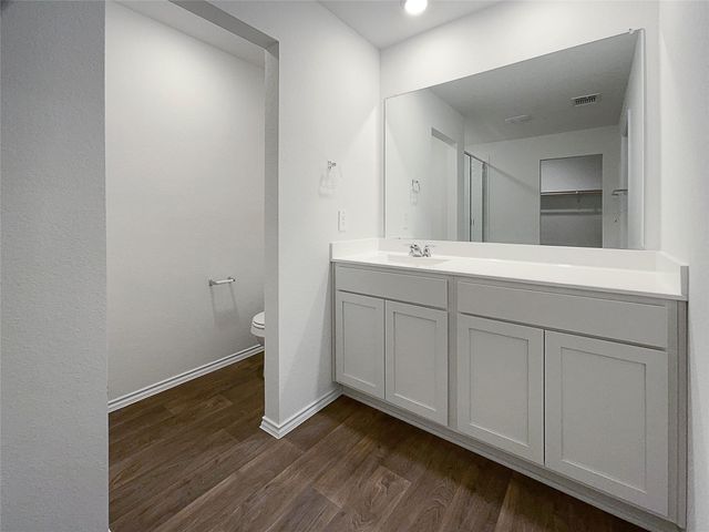 744 Arnold LOOP, Kyle, TX 78640