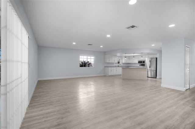 600 EVERETT STREET, Deltona, FL 32725