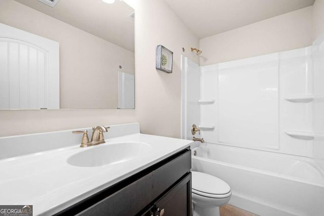 4309 Mantova Dr, Buford, GA 30519