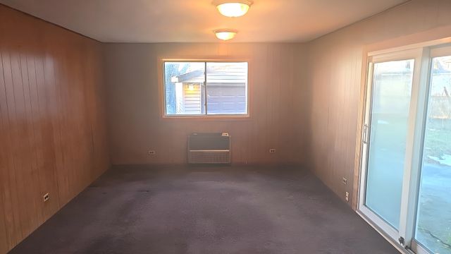 16628 Winchester Avenue, Markham, IL 60428