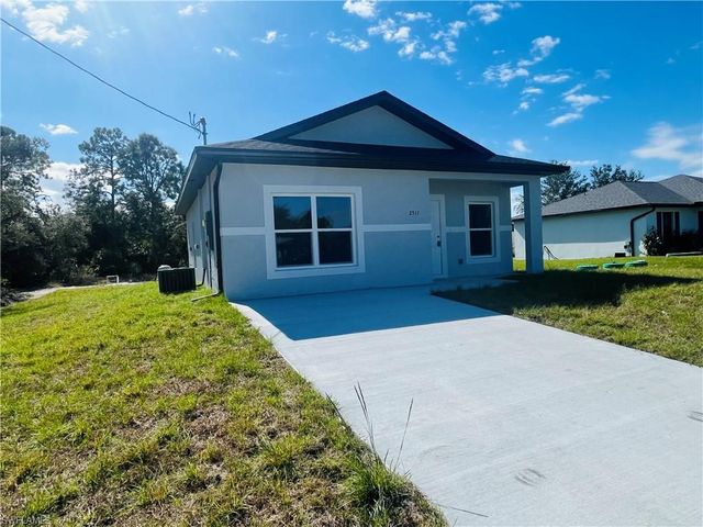 2511 53rd ST SW, Lehigh Acres, FL 33976