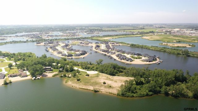 5713 N 284th Circle, Valley, NE 68064