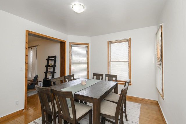 107 Brown STREET, Milwaukee, WI 53212
