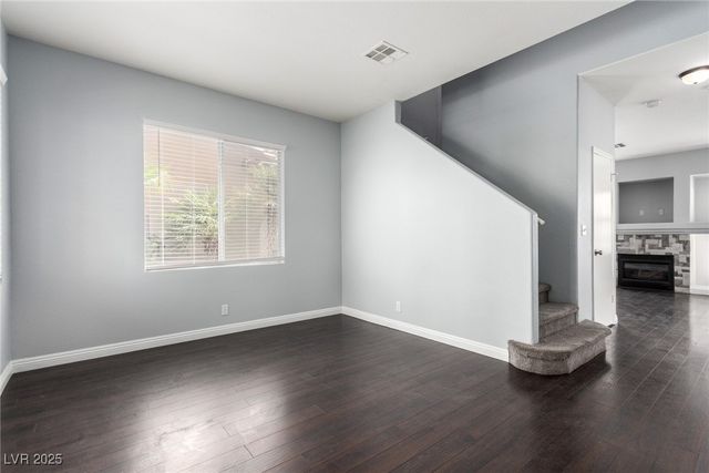 7320 Misty Glow Court, Las Vegas, NV 89131