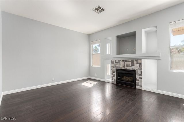 7320 Misty Glow Court, Las Vegas, NV 89131