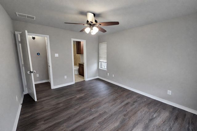 20506 Dawn DR, Lago Vista, TX 78645