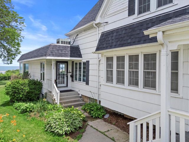 2608 S Shore DRIVE, Milwaukee, WI 53207