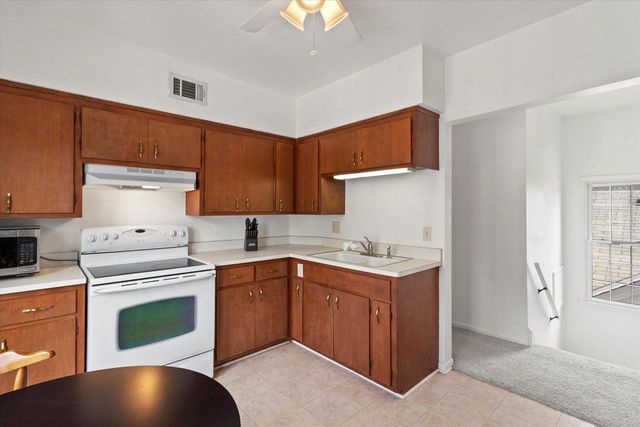 2608 S Shore DRIVE, Milwaukee, WI 53207
