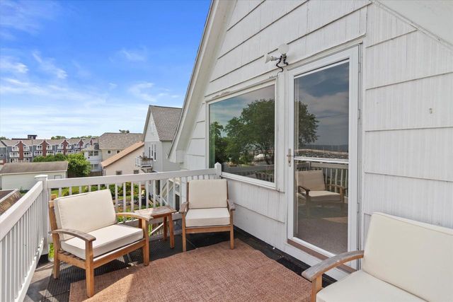 2608 S Shore DRIVE, Milwaukee, WI 53207