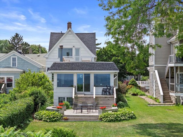 2608 S Shore DRIVE, Milwaukee, WI 53207