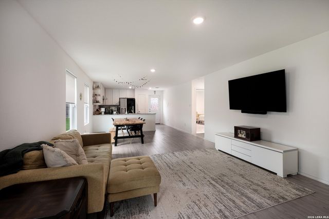 14727 Bolinger Mill, San Antonio, TX 78254