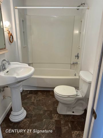 4654 King Road, Saginaw, MI 48601