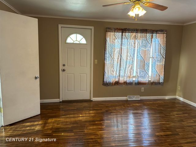 4654 King Road, Saginaw, MI 48601