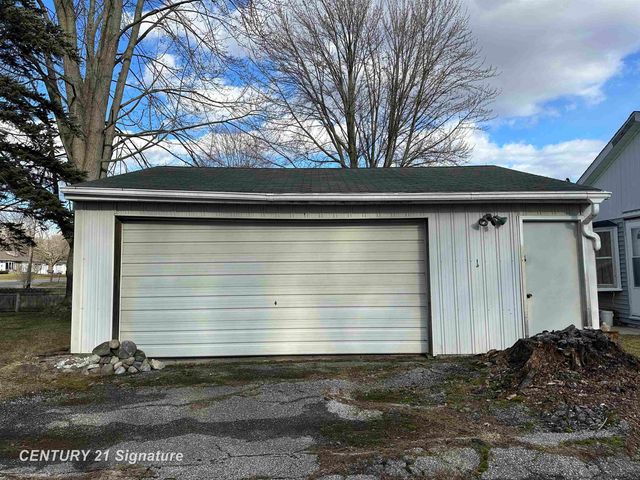 4654 King Road, Saginaw, MI 48601