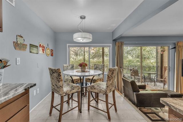 16557 Middlebelt Road, Livonia, MI 48154