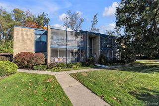 16557 Middlebelt Road, Livonia, MI 48154