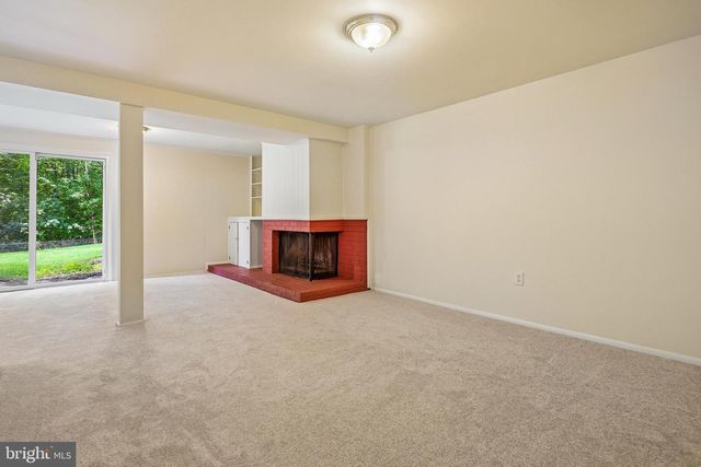 13022 KERRYDALE RD, Woodbridge, VA 22193