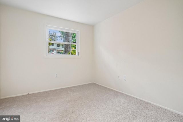 13022 KERRYDALE RD, Woodbridge, VA 22193