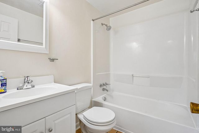 13022 KERRYDALE RD, Woodbridge, VA 22193