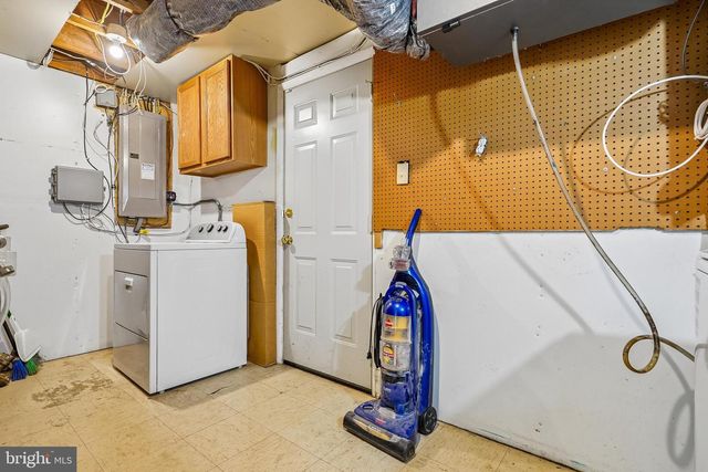 13022 KERRYDALE RD, Woodbridge, VA 22193