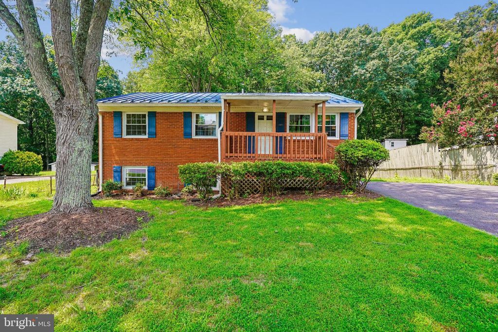 13022 KERRYDALE RD, Woodbridge, VA 22193