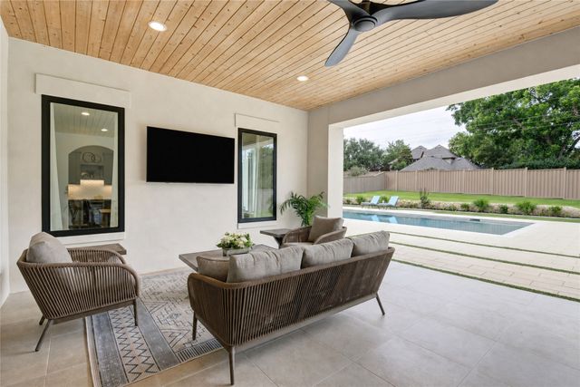 2602 Pointe Court, Colleyville, TX 76034