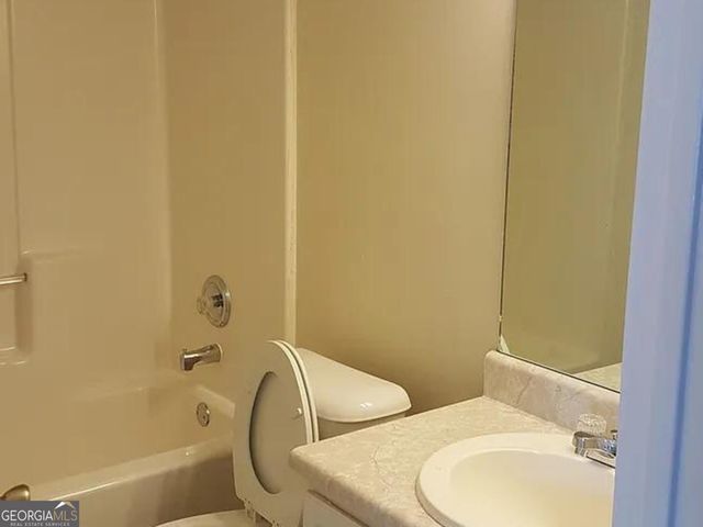 7089 Biltmore Trace, Lithonia, GA 30038