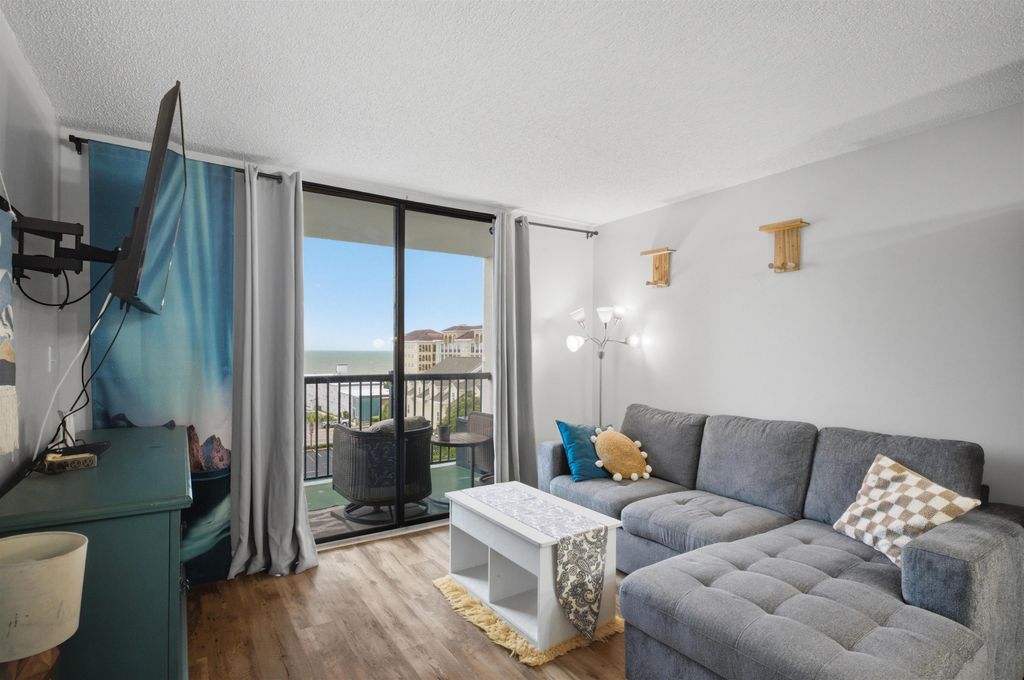 601 Mitchell Dr Apt 705, Myrtle Beach, SC 29577 — photo 2