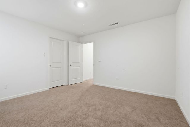 2456 Wolf Creek Place, Tulare, CA 93274