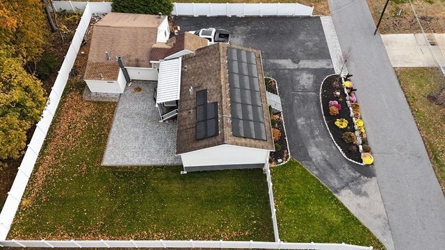 28 Greenwood Ave, Tewksbury, MA 01876