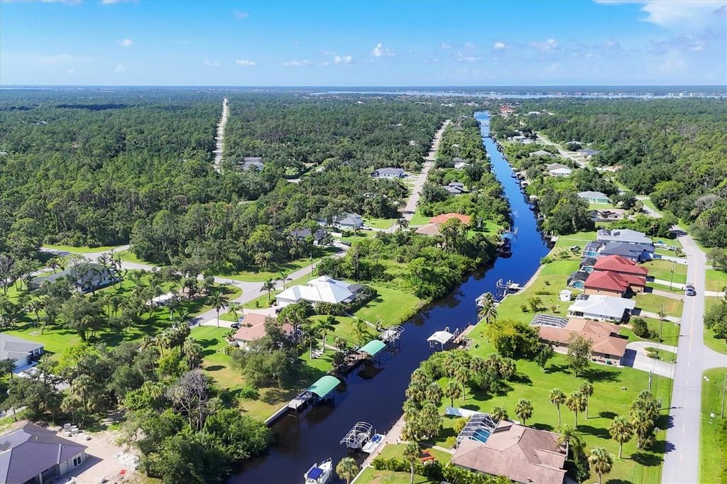 Image 14 of property listing at 321 HOFFER STREET, Port Charlotte, FL 33953