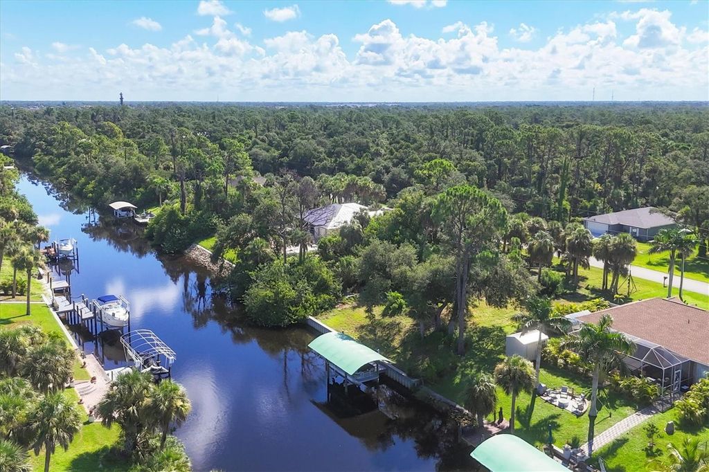 Image 16 of property listing at 321 HOFFER STREET, Port Charlotte, FL 33953