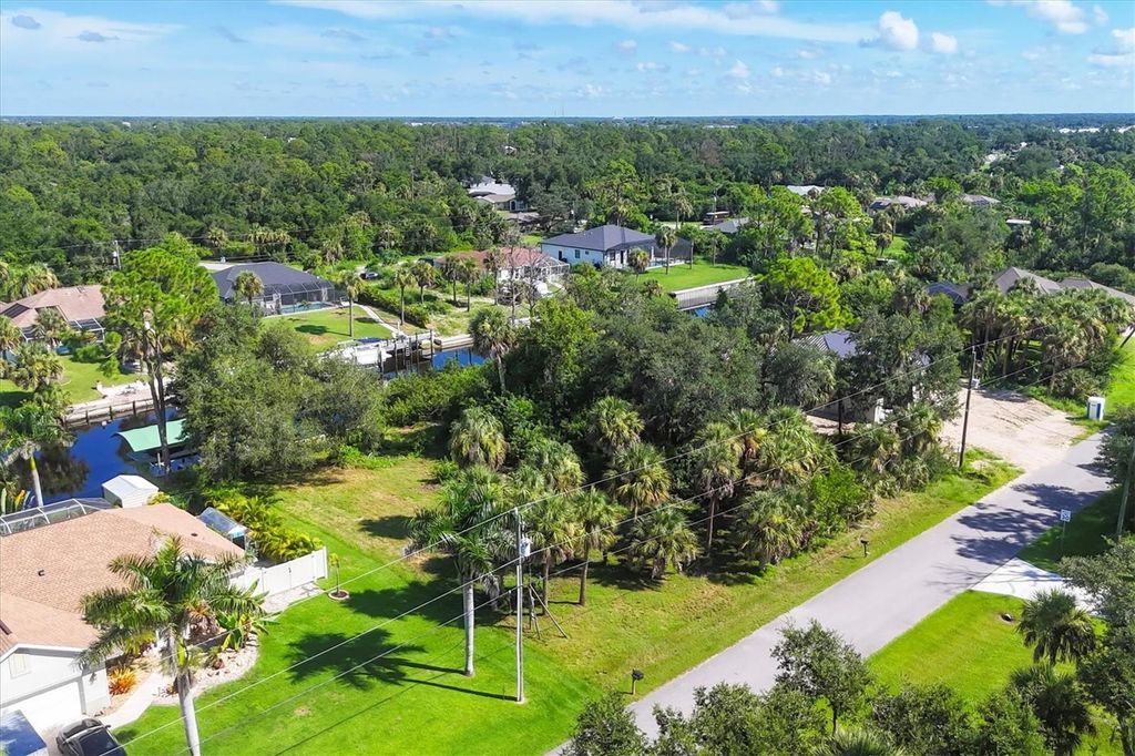 Image 19 of property listing at 321 HOFFER STREET, Port Charlotte, FL 33953