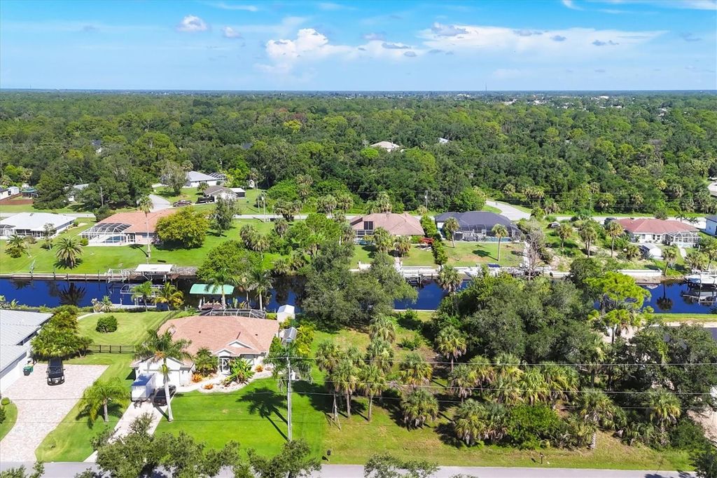 Image 21 of property listing at 321 HOFFER STREET, Port Charlotte, FL 33953